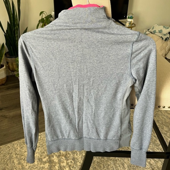 Gently Used Nike Dri-Fit Long Sleeve Pink and Gray Zip Jacket with Pockets, M - Picture 5 of 5
